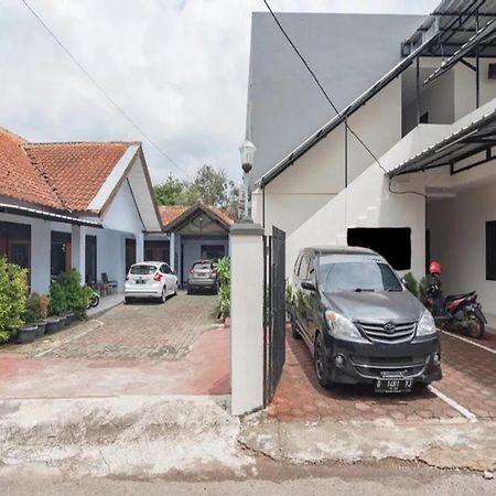 Tw Penginapan Syariah Hotel Cianjur Exterior photo